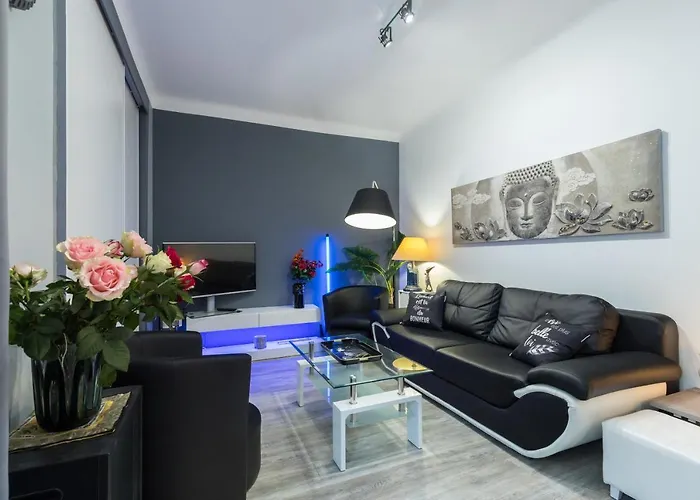 Beau 3 Pieces, 7 Pers, 2 Terrasses, Centre, Calme, Securite